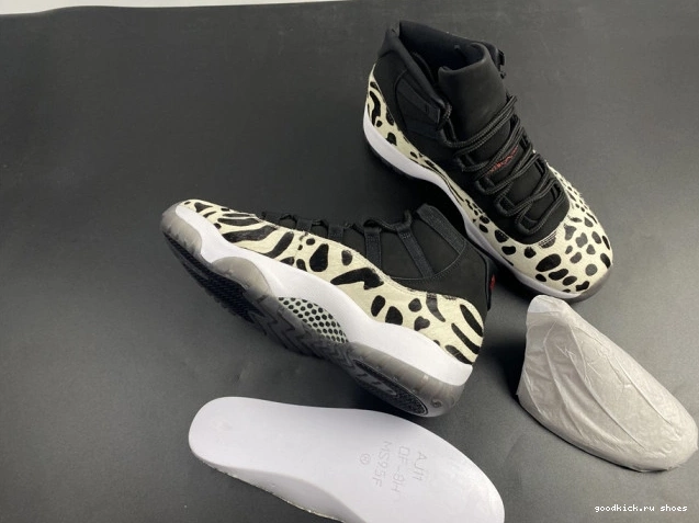 INSTINCT AIR JORDAN ANIMAL AR0715-010 11 0821
